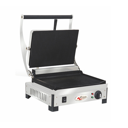 坐在男人嘴上让他添在线视频