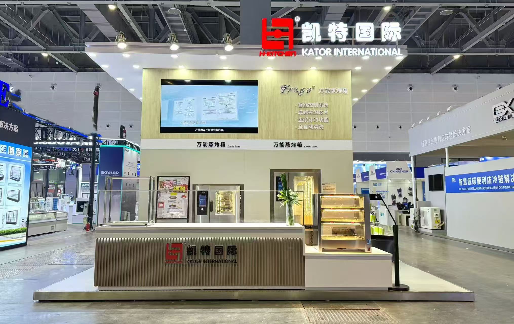 坐在男人嘴上让他添在线视频